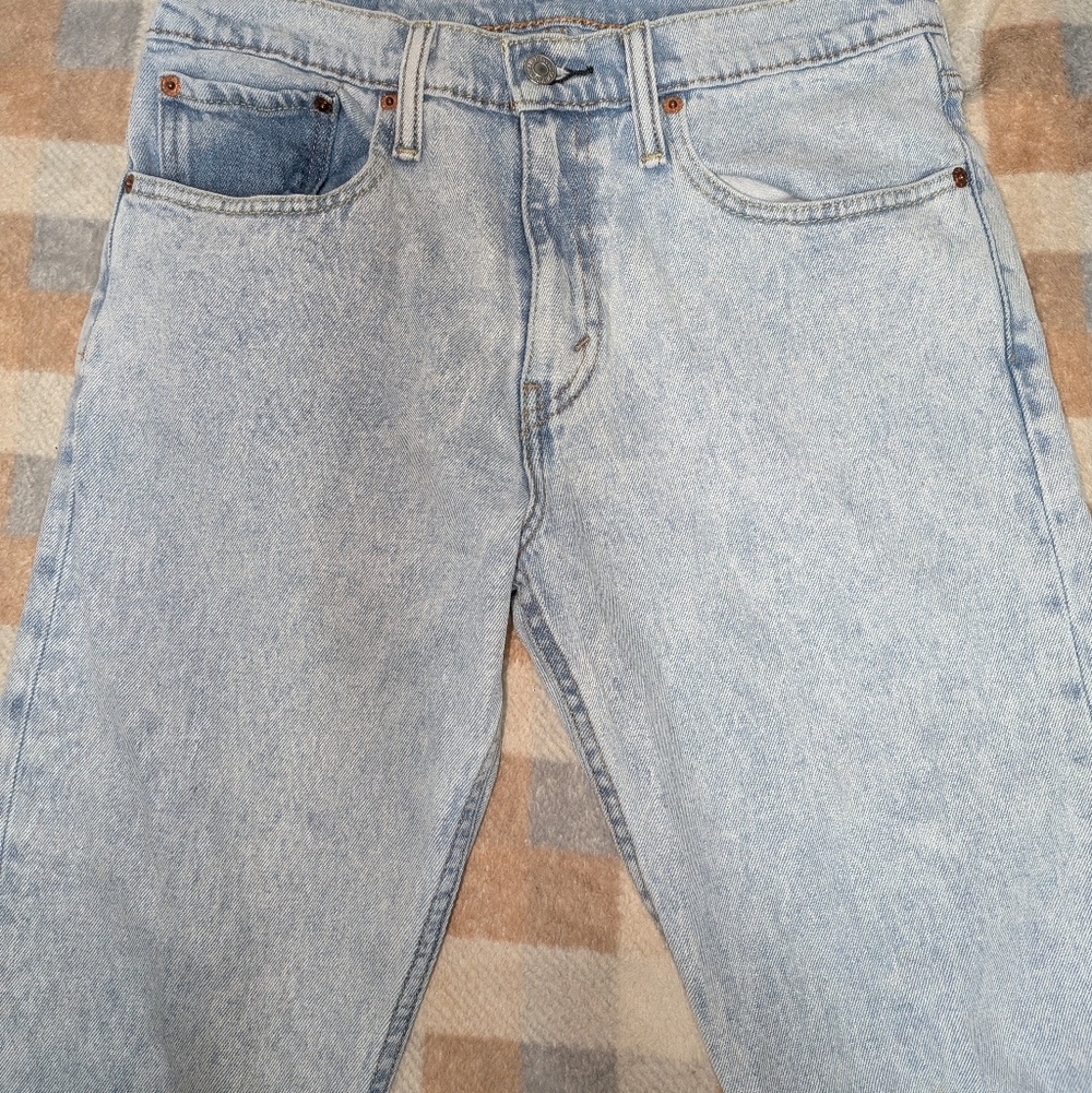 Levi's Men's Light Wash Slim Taper Fit Jeans